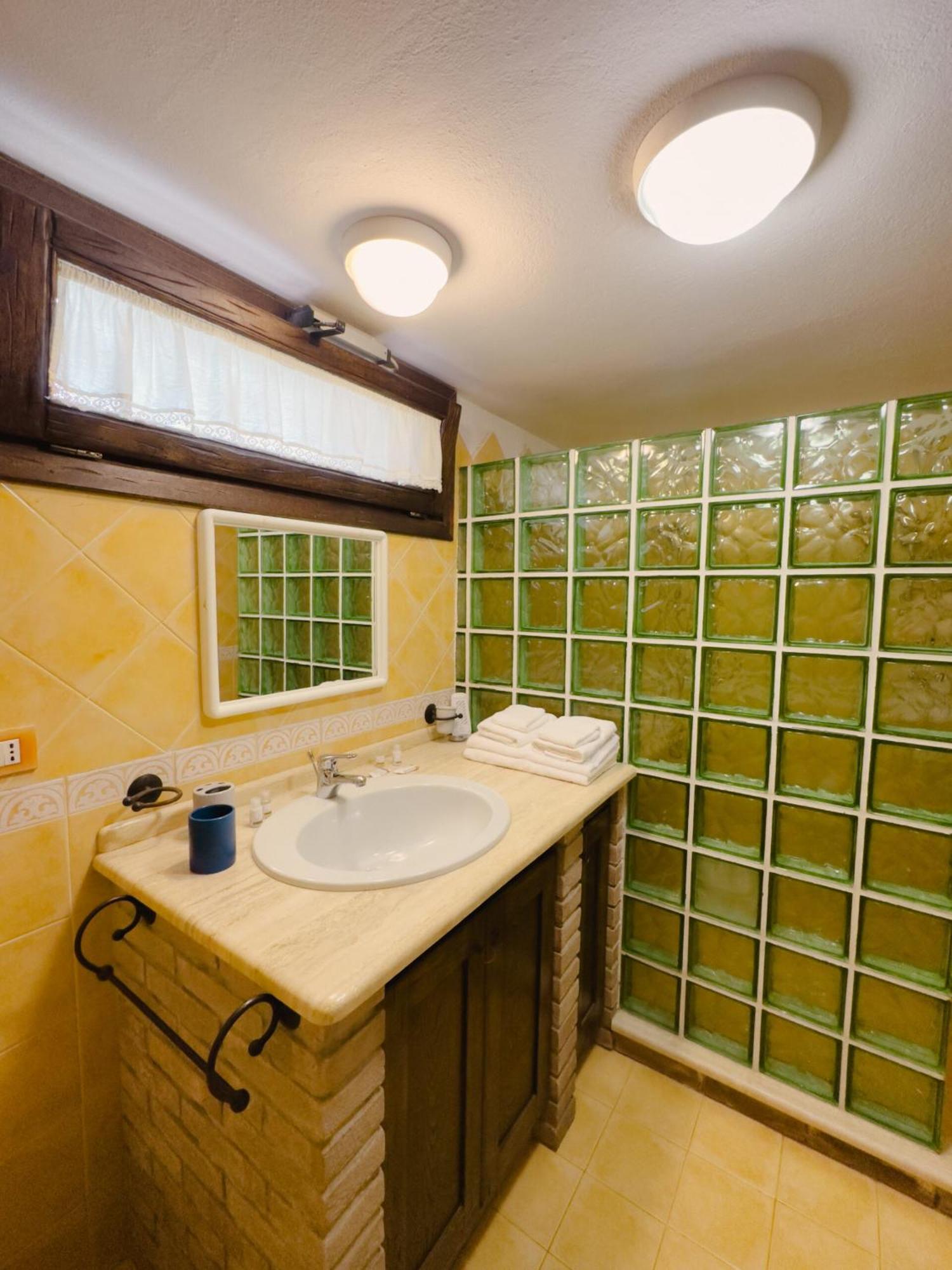 La Botte E Il Vino Rooms Capoterra Kamer foto